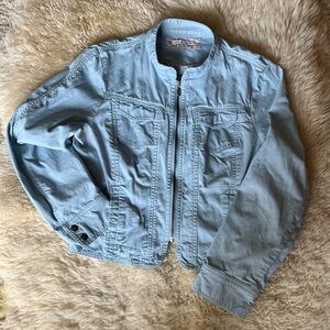 CAbi Dobby Twill Style 925 Cropped Moto Jacket Light Blue Size: Large Like New